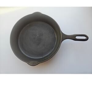 Antique Unmarked Griswold IRON MOUNTAIN Cast Iron #7 SKILLET FRY PAN 1032A VGUC